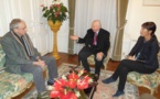 Plan cancer: Gaston Flosse et Béatrice Chansin rencontrent  le professeur Jean-Paul Vernant