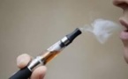 Remplacer la cigarette par l'e-cigarette pourrait "sauver des millions de vies"