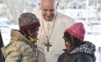 Migrants: le pape François appelle à Lesbos à mettre fin à un "naufrage de civilisation"