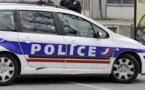 Caché dans une voiture, un fuyard se retrouve... dans une école de police