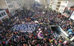 Allemagne: 250.000 personnes manifestent à Cologne pour la paix en Ukraine