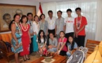 Les élèves du lycée international de WEN LING en visite à l’assemblée
