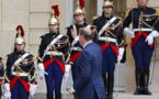 Castex veut continuer à servir le pays mais quitte la vie politique nationale