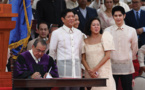 De paria à président: Marcos Jr accède à la tête des Philippines