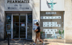 Covid-19: la décrue ralentit en France avant une probable 8e vague