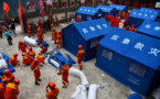 Séisme en Chine: nouveau bilan de 86 morts, la pluie complique les recherches