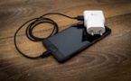 Smartphones: le chargeur universel devient obligatoire dans l'UE
