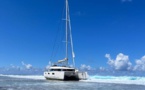 ​Un catamaran déséchoué à Tikehau