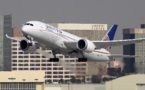 United Airlines passe une énorme commande d'avions gros-porteurs 787 à Boeing