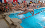 230 naturistes se jettent à l'eau dans une piscine de Mulhouse
