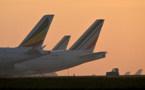 Grèves: pénuries de carburants dans l'Ouest, inquiétude pour le kérosène dans les aéroports parisiens