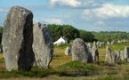 A Carnac, "colère" et "consternation" après l'emballement autour de la destruction de petits menhirs