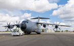 Escale technique à Tahiti de l’avion de transport militaire A400M.