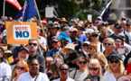 Des Australiens manifestent contre la réforme sur le droit des Aborigènes