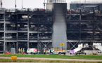 Reprise des vols à l'aéroport londonien de Luton après un important incendie