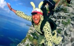 Insolite : Un Marsupilami saute en basejump à Maupiti