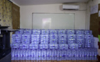 La distribution générale d'eau en bouteille a commencé à Mayotte
