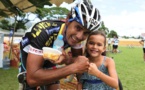Vélo sur route - La Ronde Tahitienne : Manarii Laurent arrache la victoire pour sa mère et sa fille, malgré des crampes.