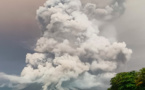 Indonésie: nouvelle éruption du mont Ruang