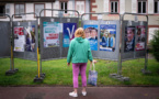Les Français votent massivement pour des législatives historiques