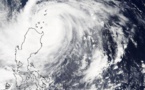 Un puissant typhon frappe les Philippines, dix morts