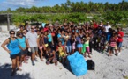 Makemo : Les élèves du collège marchent pour la propreté de leur atoll