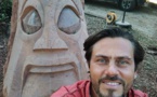 Teva Victor sculpte en "live"