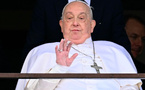 Le pape va mieux et pourrait apparaître dimanche en public