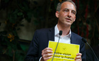A deux ans de la présidentielle, Raphaël Glucksmann présente sa "vision pour la France"