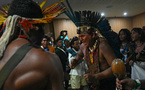 Des manifestants autochtones perturbent de nouveau la COP30