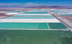 Chili: feu vert à la création d'une entreprise géante d'exploitation du lithium entre Codelco et le groupe SQM