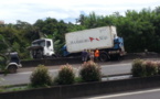 Sortie de route d'un camion : la circulation sur la route des plaines perturbée (photos)