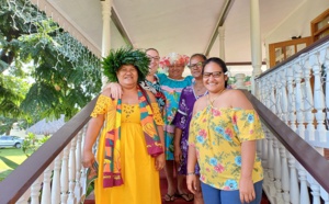  Les membres du comité Vahine purotu no Arue.