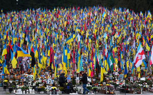 Pourparlers sur l'Ukraine: Trump "extrêmement frustré" par Kiev et Moscou