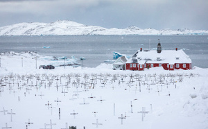 Groenland: Trump étudie "plusieurs options", y compris militaire