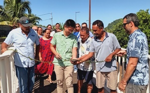 La passerelle piétonne de Tīta’aviri inaugurée