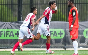 Tahiti United se replace