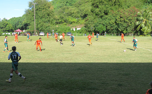 Les trois leaders préservent leur place