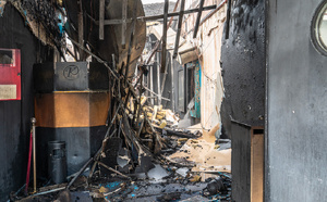 Allemagne : des centaines de personnes évacuées d'une discothèque ravagée par les flammes