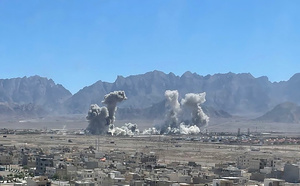 Frappes tous azimuts contre des installations iraniennes après des menaces de Trump