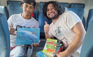 Les livres reprennent le bus