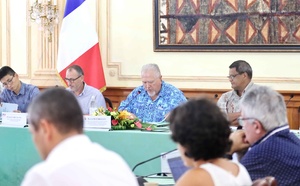 Aménagements en vue à Rurutu et Tikehau