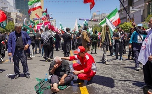 Massif échange de frappes entre l'Iran et les Etats-Unis avant l'inhumation de Khamenei
