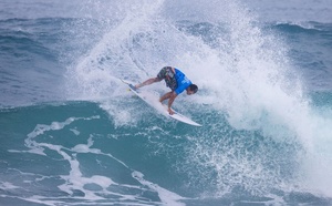 Les surfeurs tahitiens visent une qualification au WCT