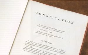 La Constitution française traduite en langue tahitienne