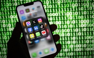 Accord entre députés et sénateurs sur l'interdiction des réseaux sociaux sous 15 ans