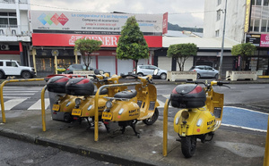Scooters Hello Scoot’s abandonnés, la mairie de Papeete hausse le ton