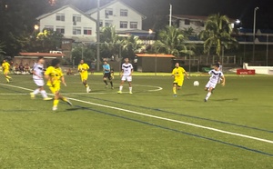 Football - Vénus fait tomber le champion !