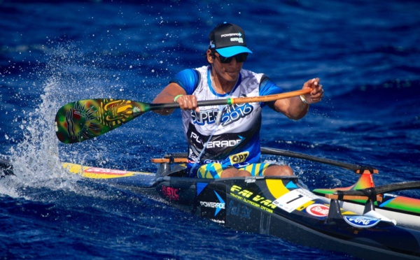 Va’a V1 – Super Aito : Kévin Céran Jérusalémy et Steeve Teihotaata s’accrochent, Tutearii Hoatua s’impose