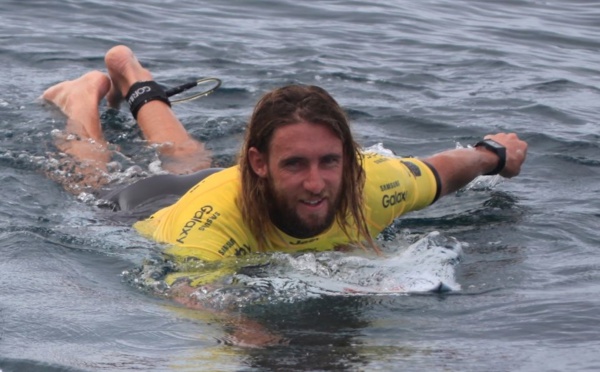 Surf – Billabong Pro Tahiti : Le n°1 mondial Matt Wilkinson et Jérémy Florès sont OUT